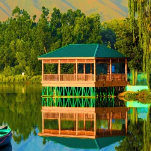 Kashmir Houseboat Tour