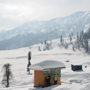 5 Days Affordable Kashmir Package