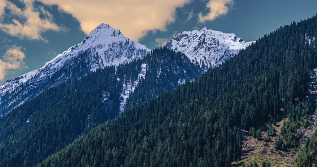 How to reach Jammu and Kashmir